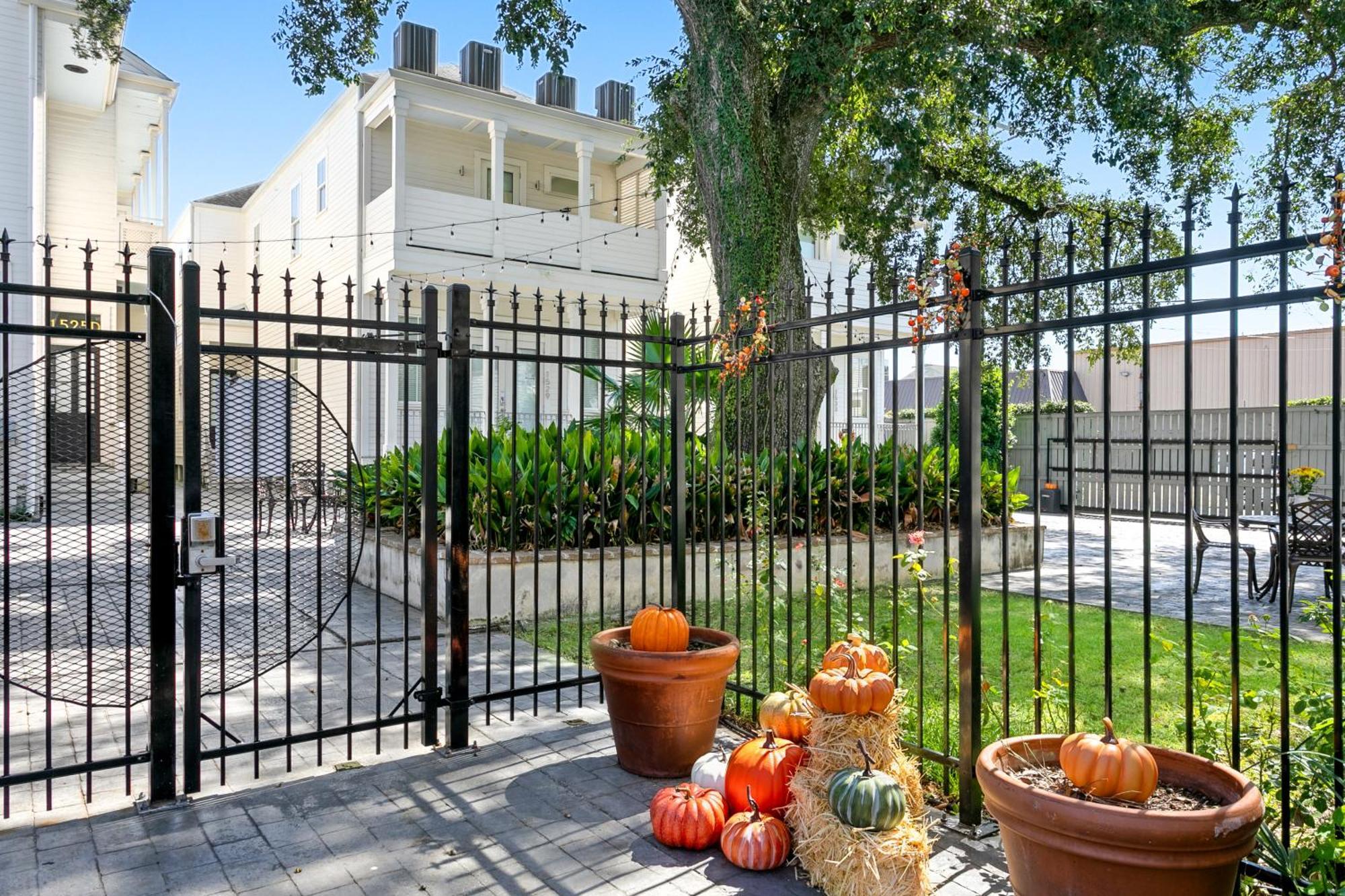 Amazing 3Br Cottage Off St Charles With Pool Nueva Orleans Exterior foto